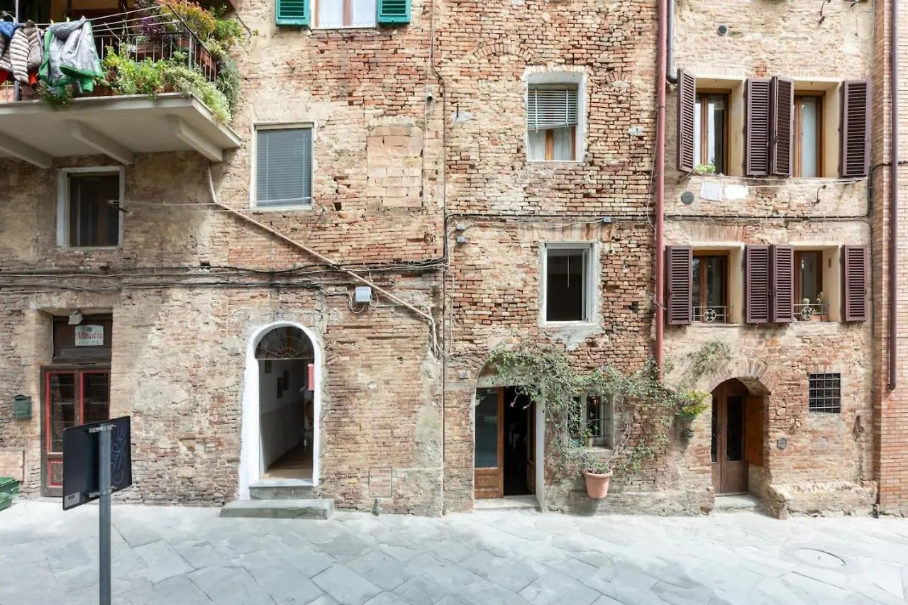 Nuova Sotto La Torre Del Mangia Lägenhet Siena
