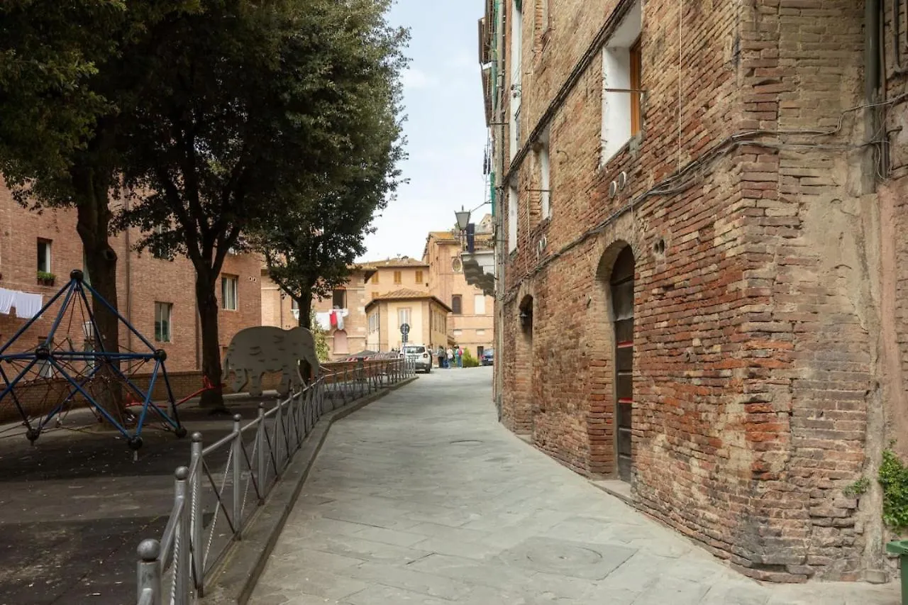 Nuova Sotto La Torre Del Mangia Lägenhet Siena Italien